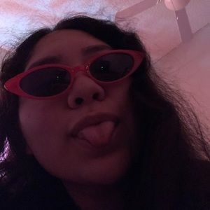 Meet your Posher, Karolina